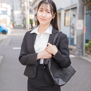 ユカリ【素人熟女図鑑】 藤咲紫